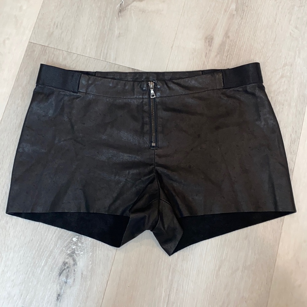 Alice and olivia black leather bootie shorts